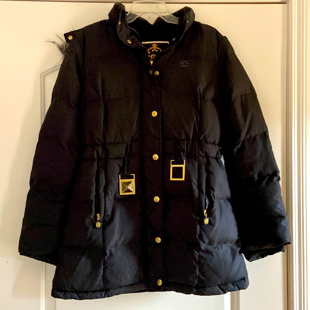 Beautiful winter jacket with fur trimmed hood in size M